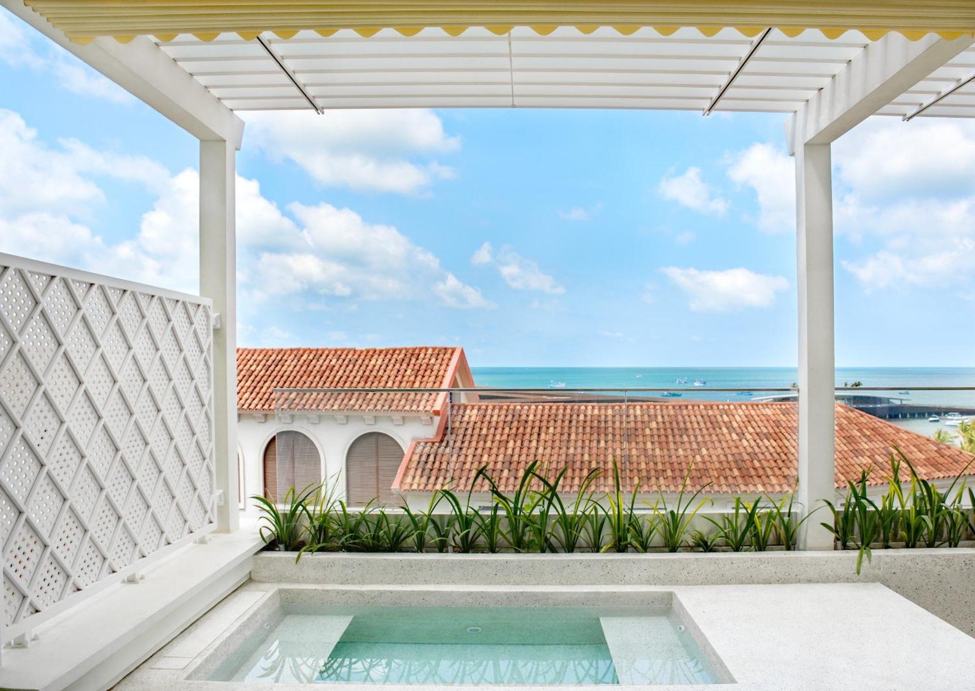 Hotel La Festa Phu Quoc, Curio Collection By Hilton Exterior foto
